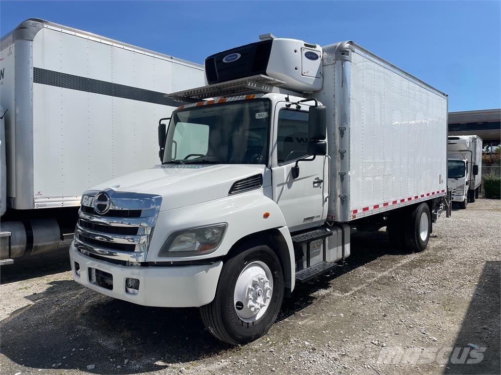 Hino 268 Camion Fourgon