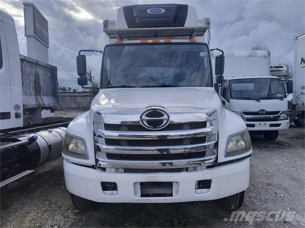 Hino 268 Camion Fourgon