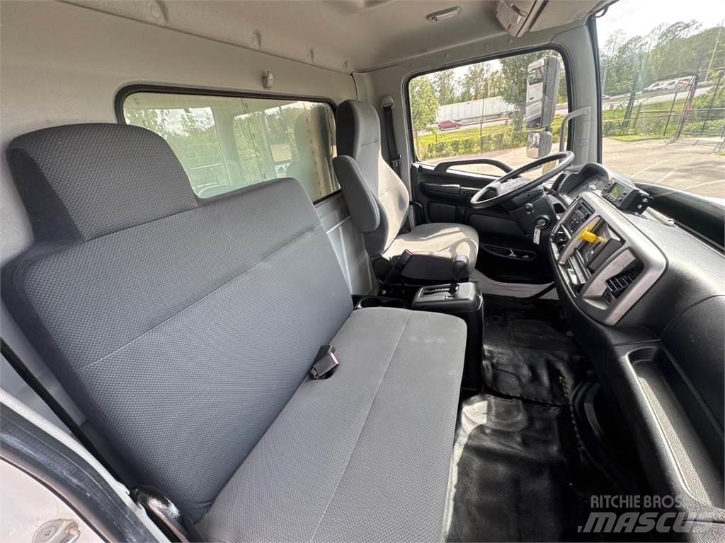 Hino 268A Camion Fourgon