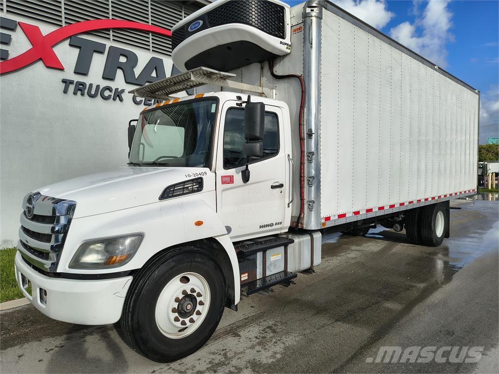 Hino 268A Camion Fourgon