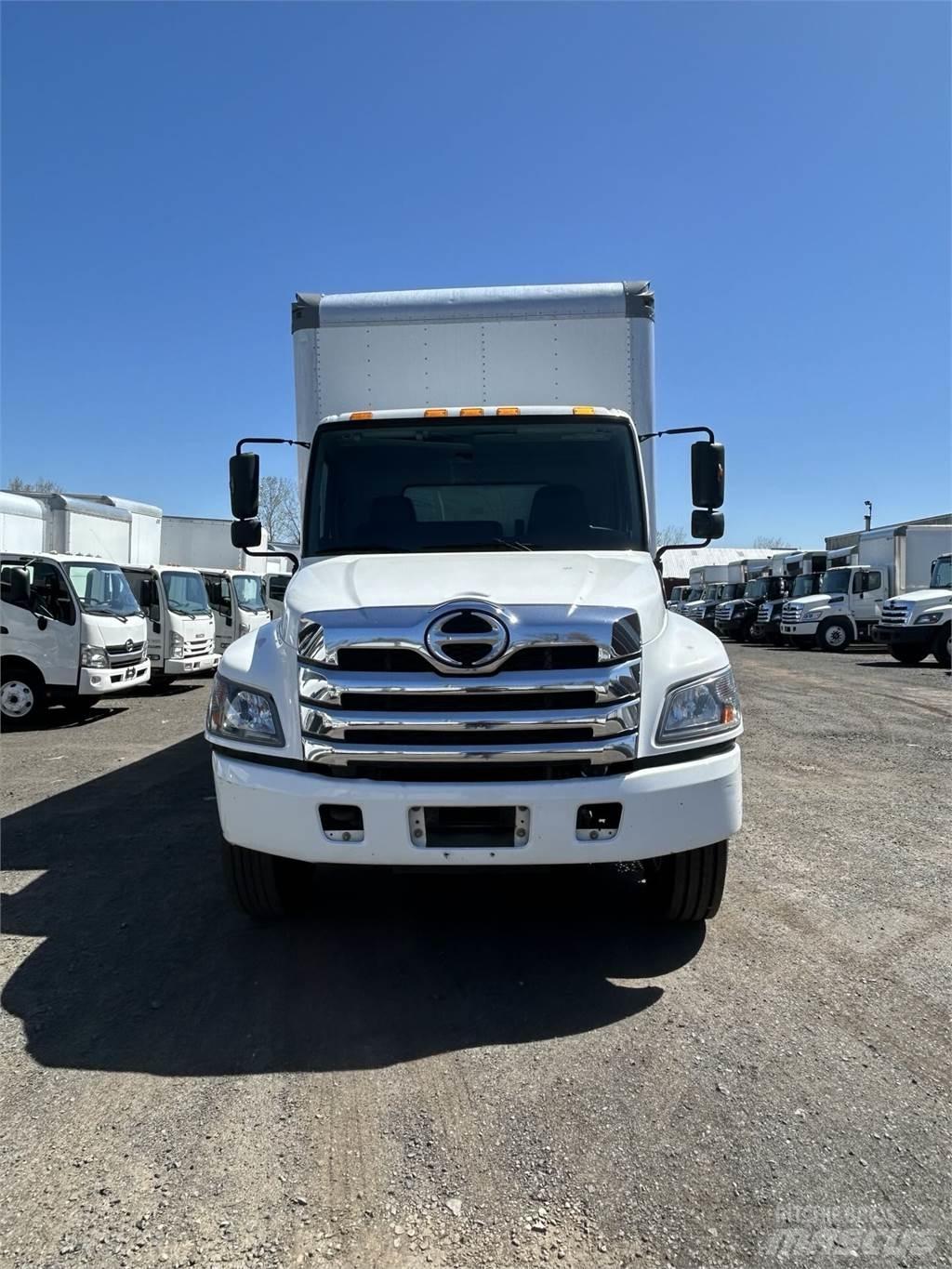 Hino L6 Camion Fourgon