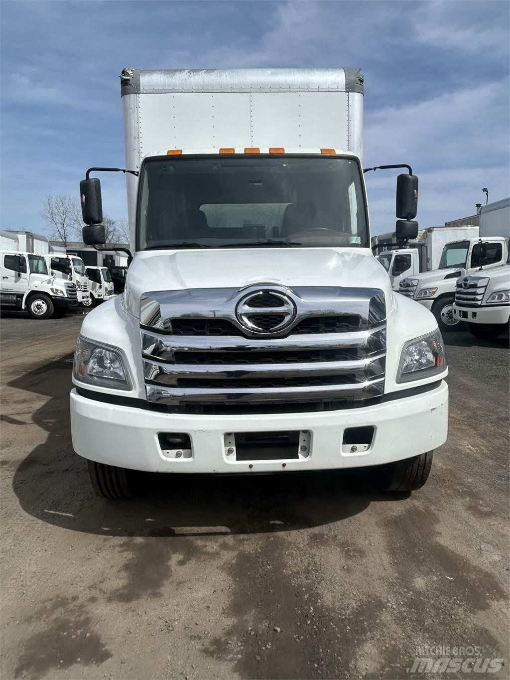 Hino L6 Camion Fourgon