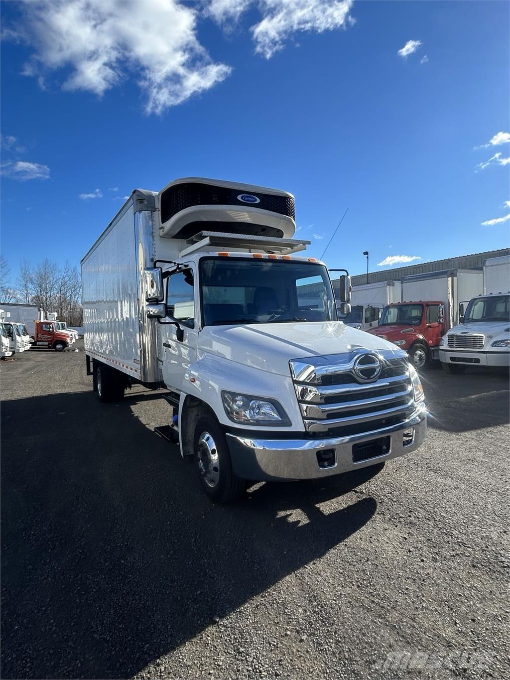 Hino L6 Camion Fourgon