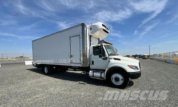 International 4300 Camion Fourgon