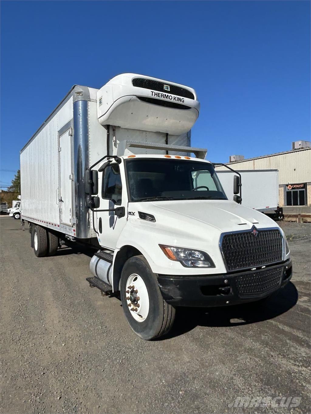 International MV607 Camion Fourgon