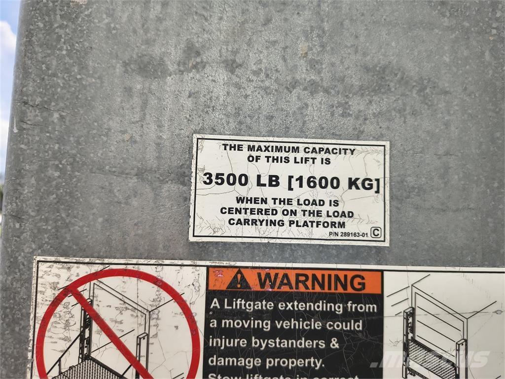 Isuzu FTR Camion Fourgon