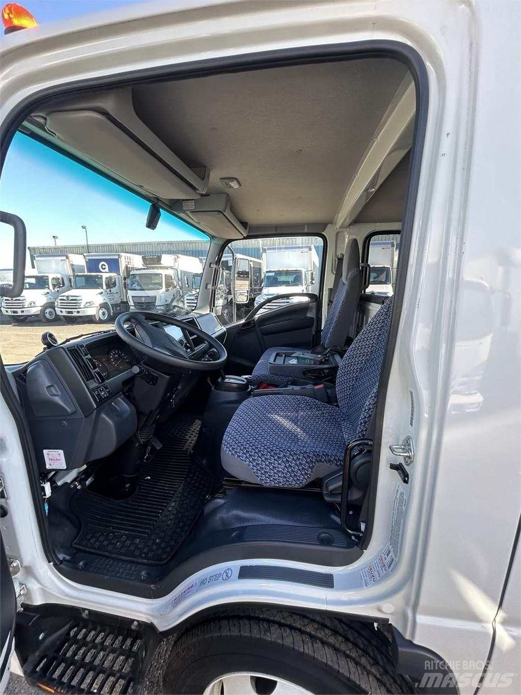 Isuzu NPR HD DC Camion Fourgon