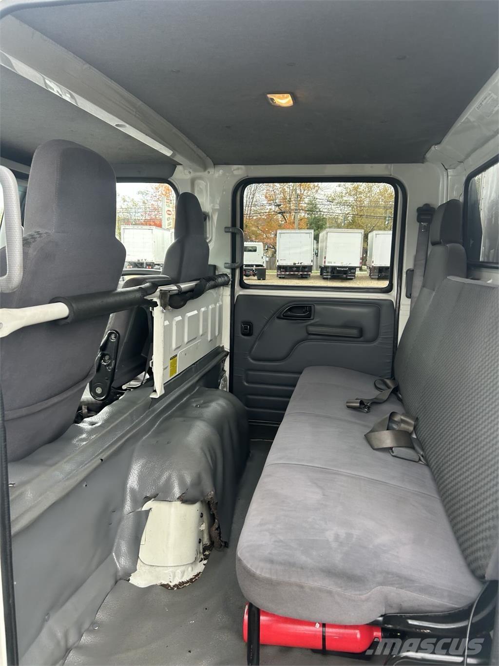 Isuzu NPR HD DC Camion Fourgon