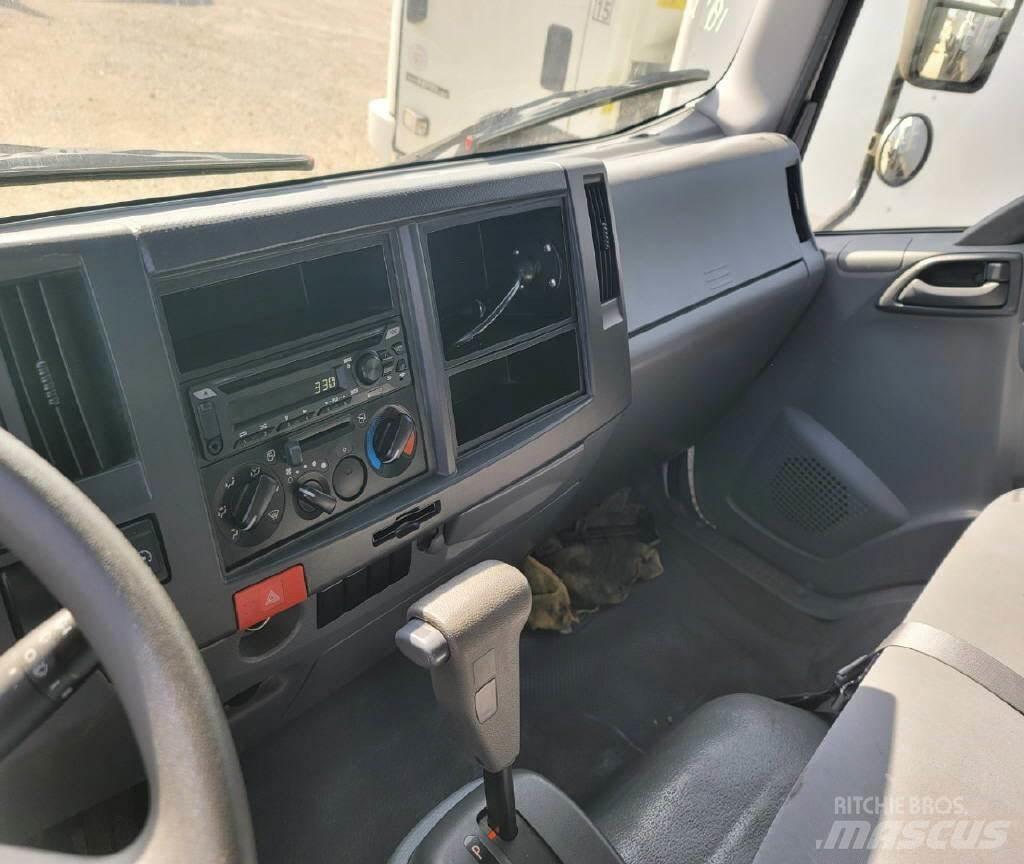 Isuzu NPR HD EFI 14' Camion benne