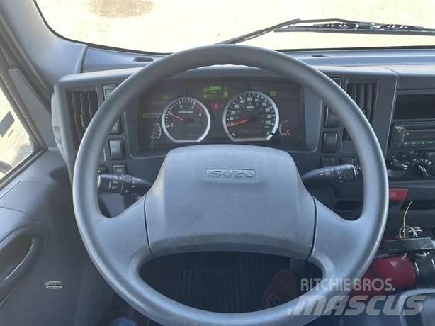 Isuzu NPR XD Camion Fourgon