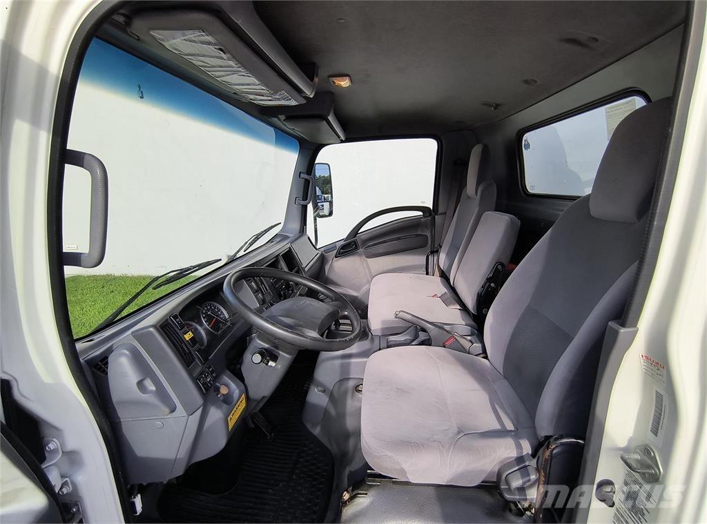 Isuzu NQR Camion Fourgon