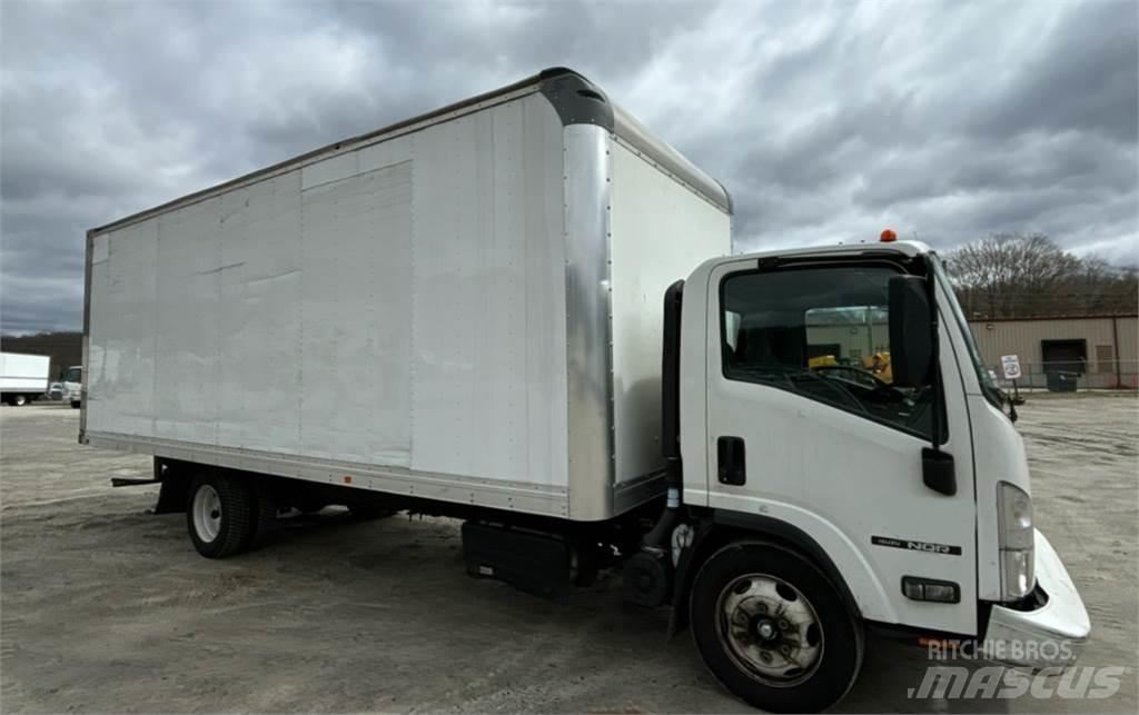 Isuzu NQR Camion Fourgon