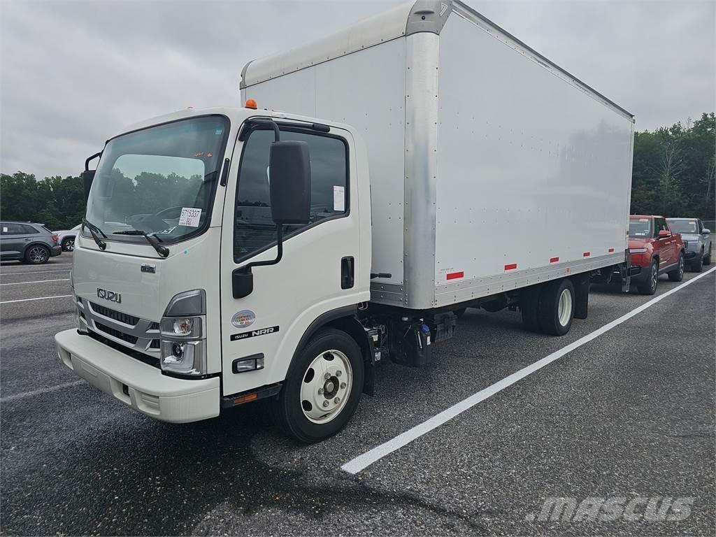 Isuzu NRR Camion Fourgon