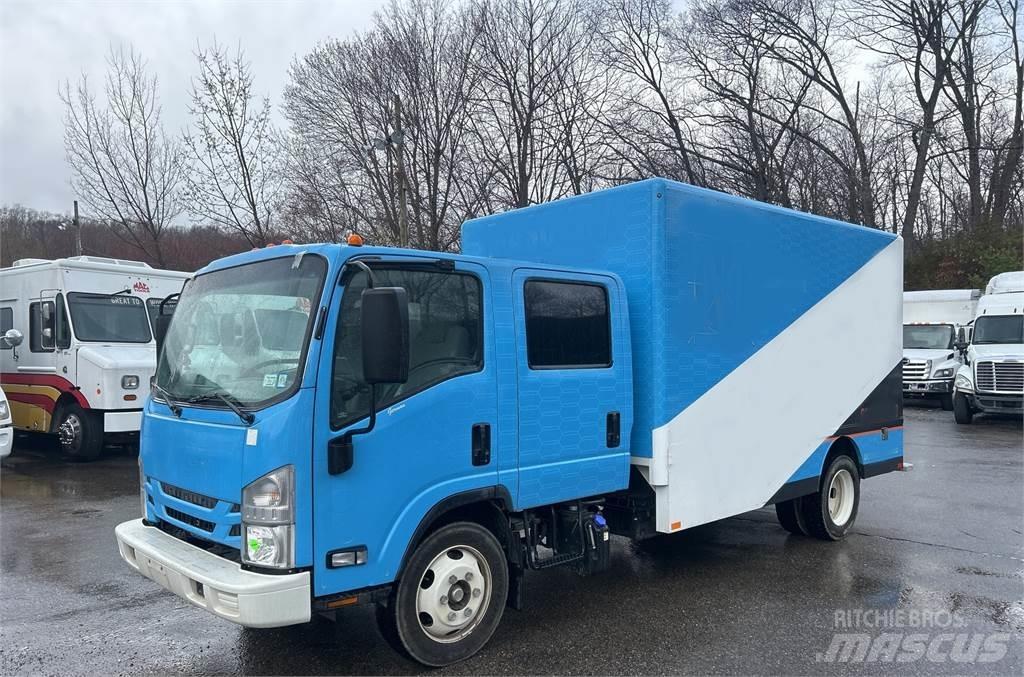 Isuzu NRR DC Camion Fourgon