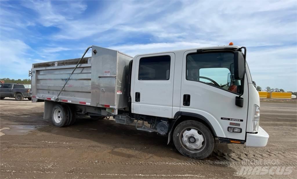 Isuzu NRR DC Camion benne