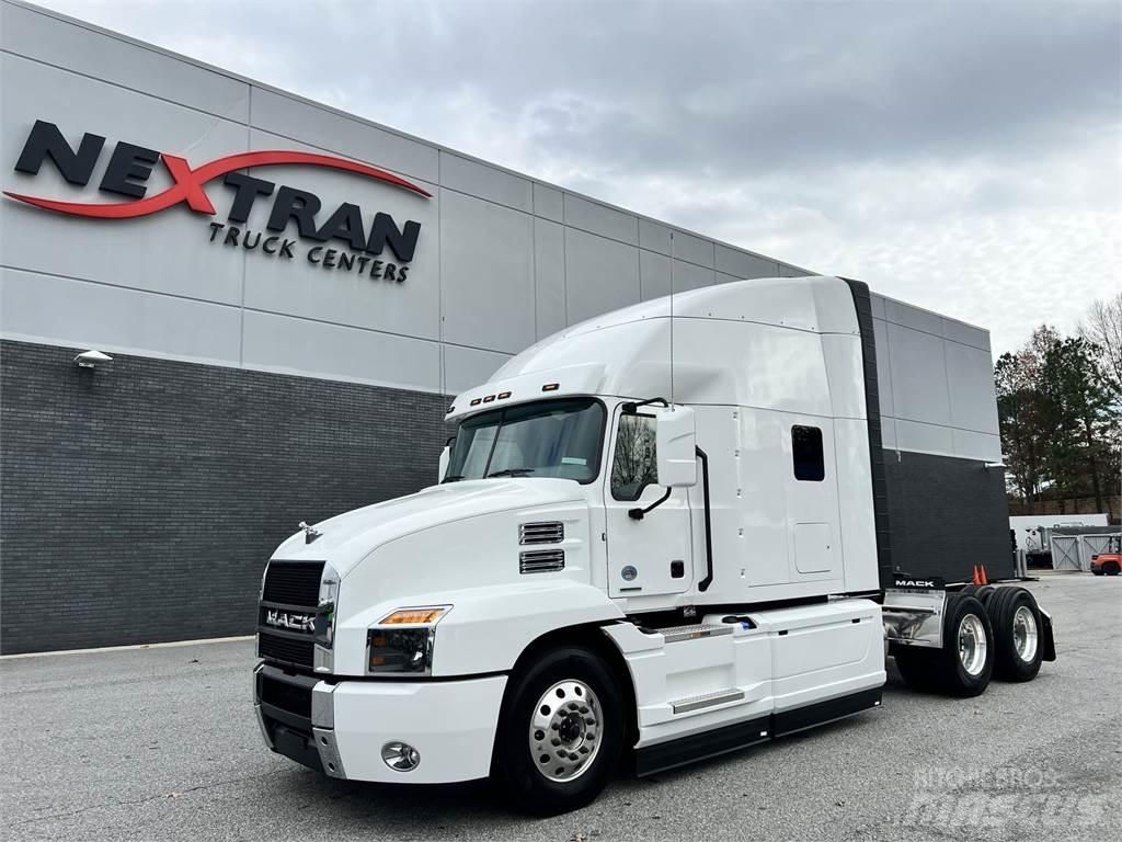 Mack AN64T Tracteur routier