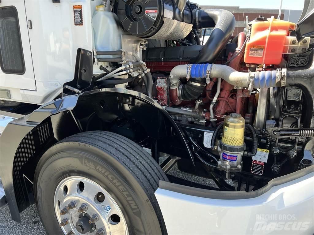 Mack AN64T Tracteur routier
