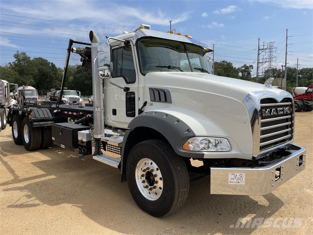 Mack GR64BR Autre camion