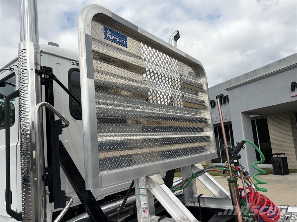 Mack GR64FT Tracteur routier