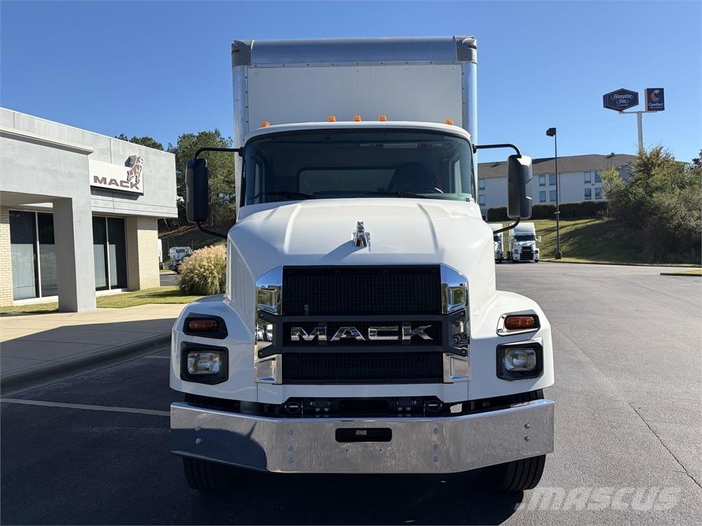 Mack MD6 42R Camion Fourgon