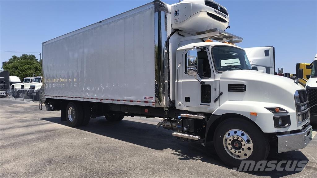 Mack MD6 42R Camion Fourgon