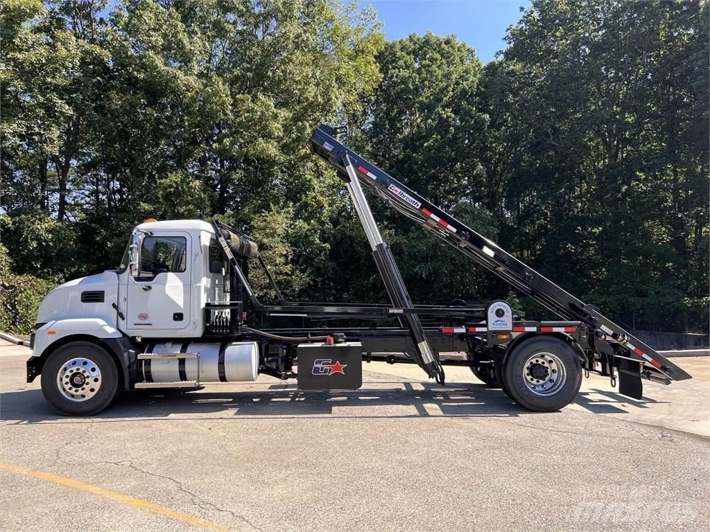 Mack MD7 42R Châssis cabine