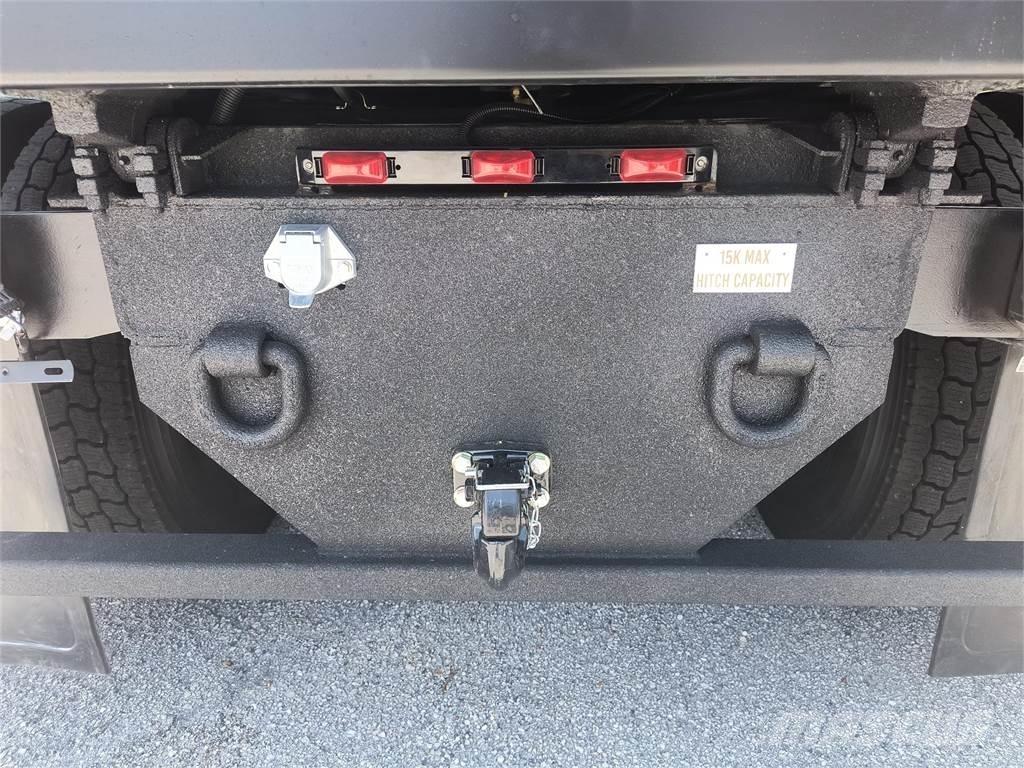 Mack MD7 42R Camion benne