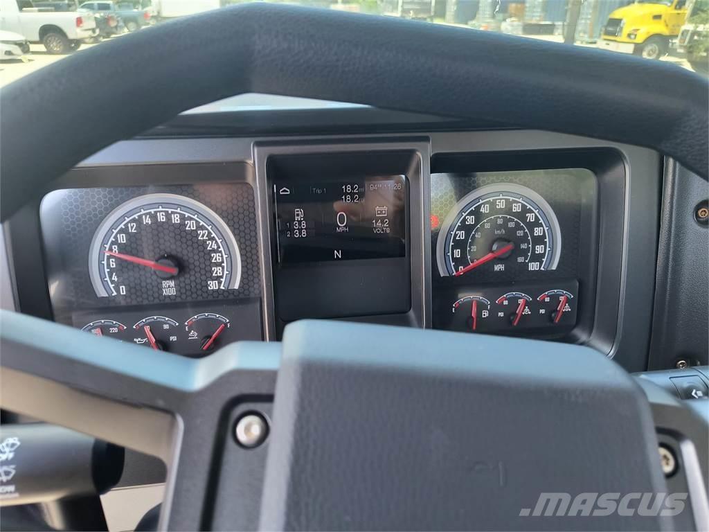 Mack MD7 42R Camion benne