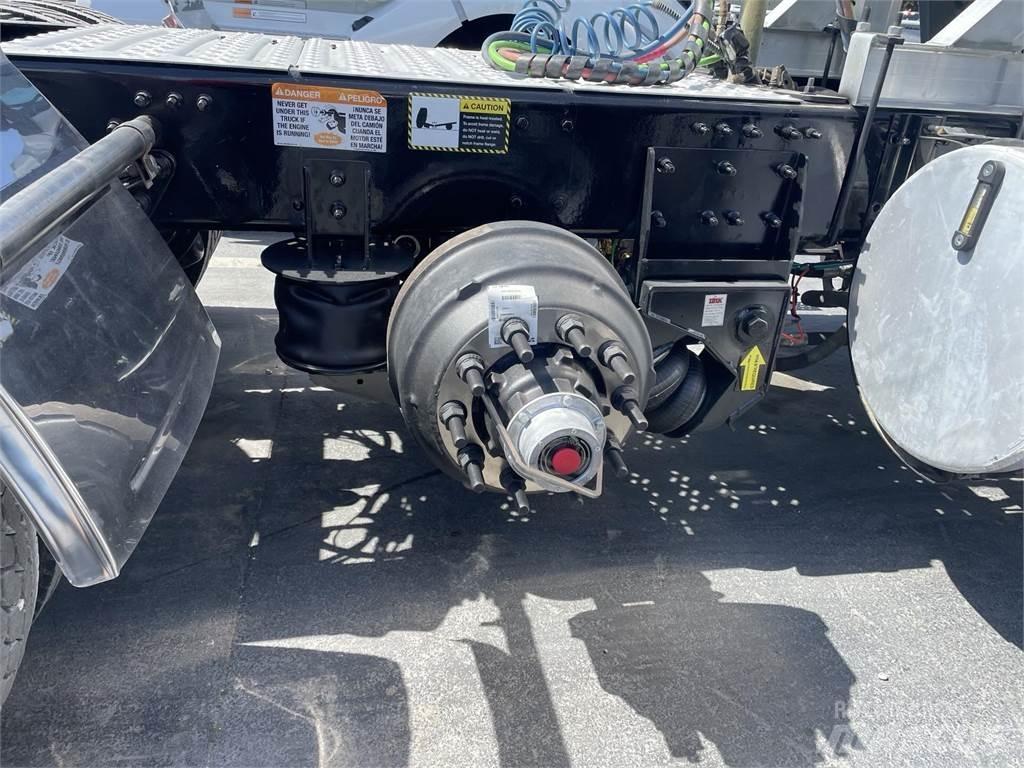 Mack PI64T Tracteur routier