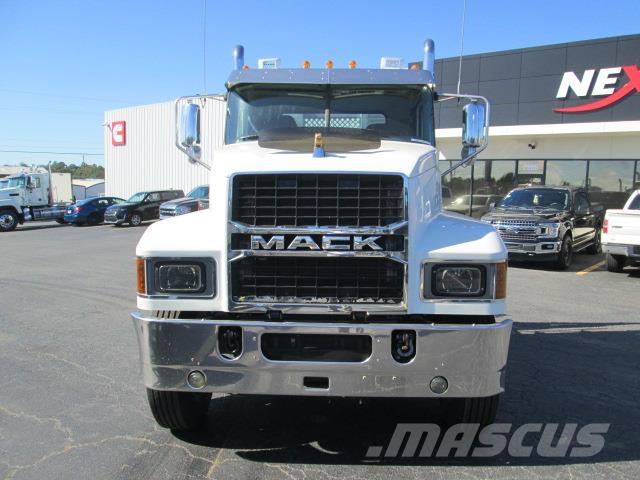 Mack PI64T Tracteur routier