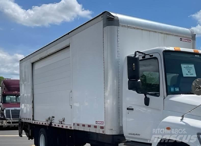 Morgan 24 FOOT Autre camion