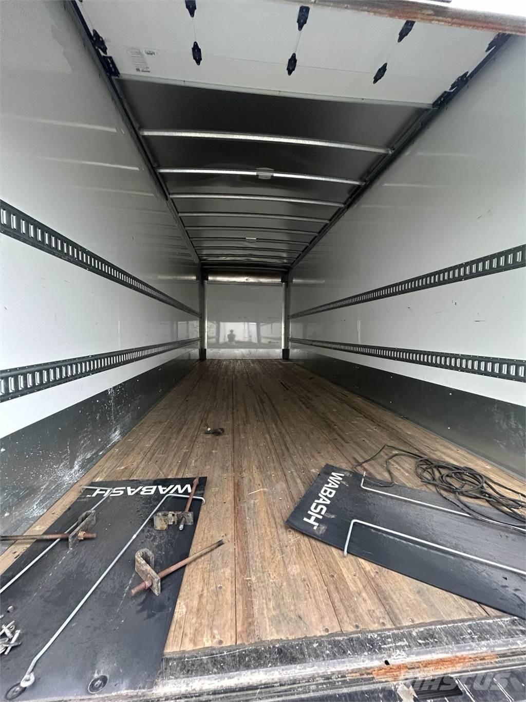 Supreme 26' BOX Autre camion