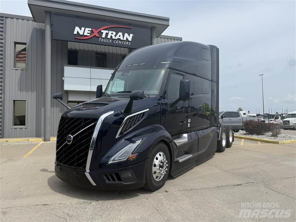 Volvo NEW VNL860 Tracteur routier