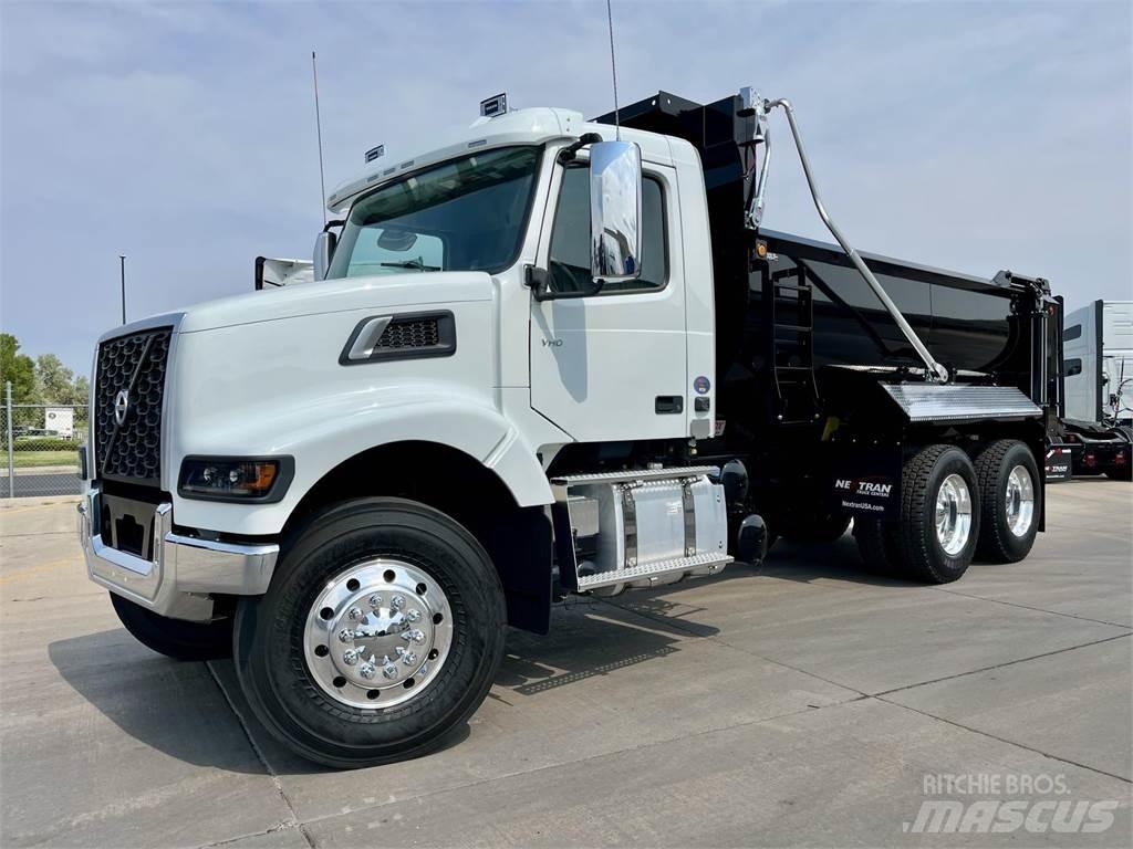 Volvo VHD64F300 Camion benne