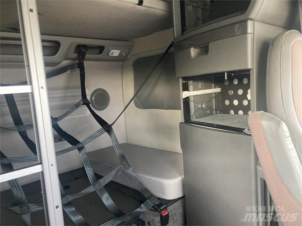 Volvo VN Tracteur routier