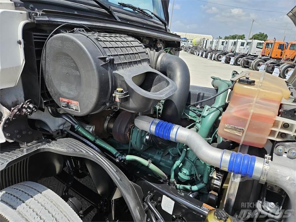 Volvo VNL62T300 Tracteur routier