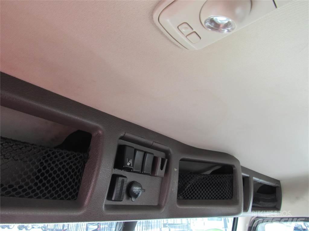 Volvo VNL64T300 Tracteur routier