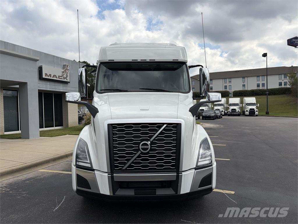 Volvo VNL64T740 Tracteur routier