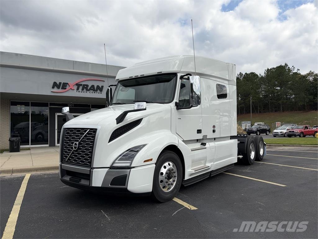 Volvo VNL64T740 Tracteur routier