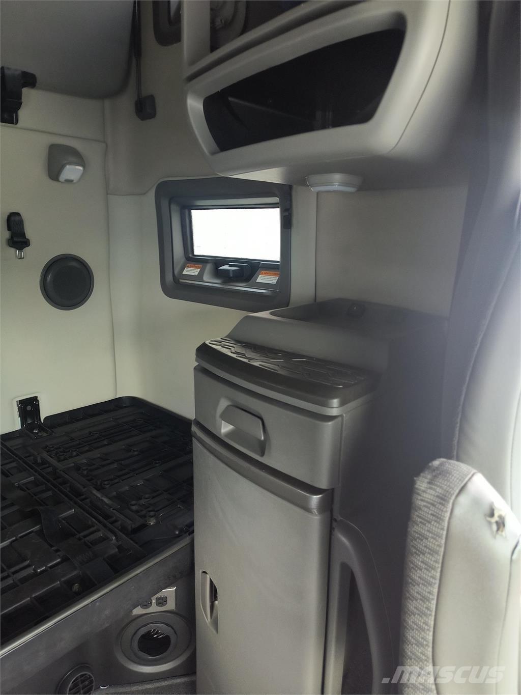 Volvo VNL64T760 Tracteur routier
