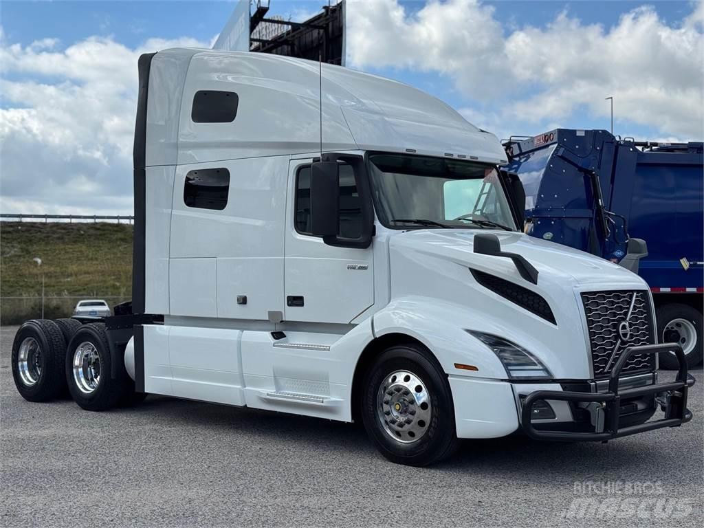 Volvo VNL64T760 Tracteur routier