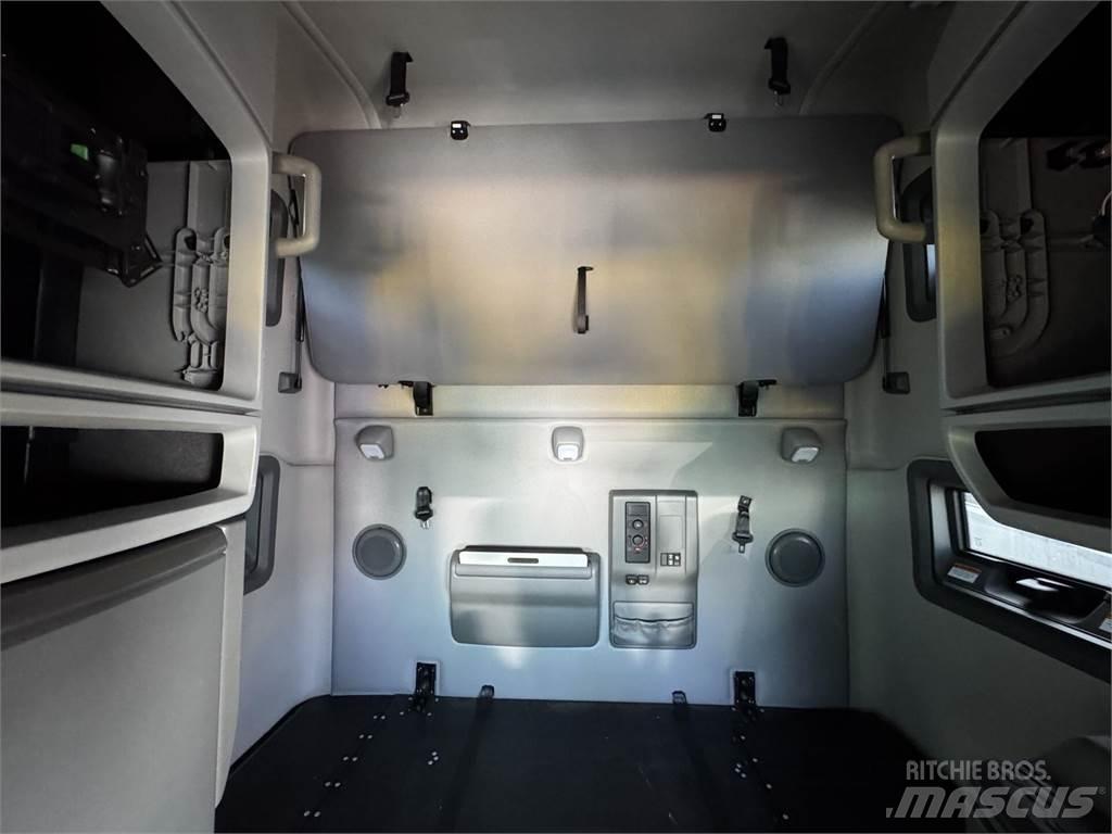 Volvo VNL64T760 Tracteur routier