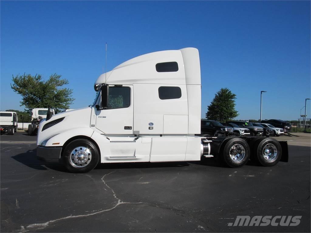 Volvo VNL64T760 Tracteur routier