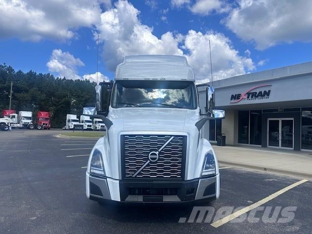 Volvo VNL64T760 Tracteur routier