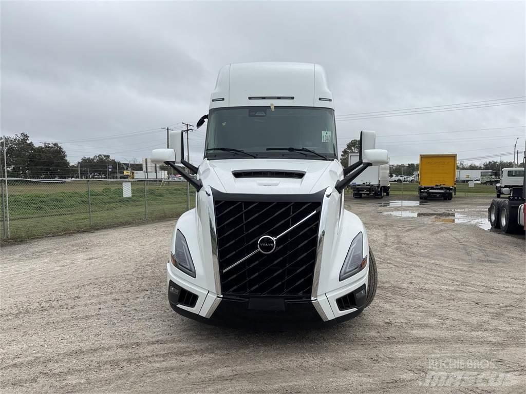 Volvo VNL64T860 Tracteur routier