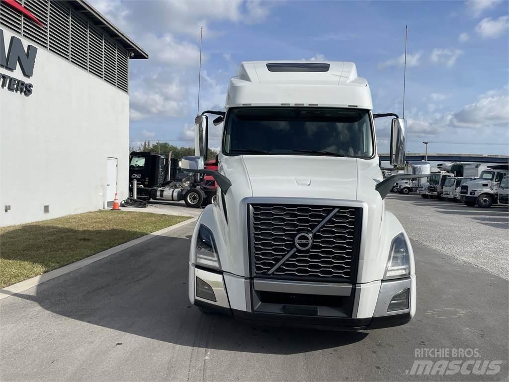 Volvo VNL64T860 Tracteur routier