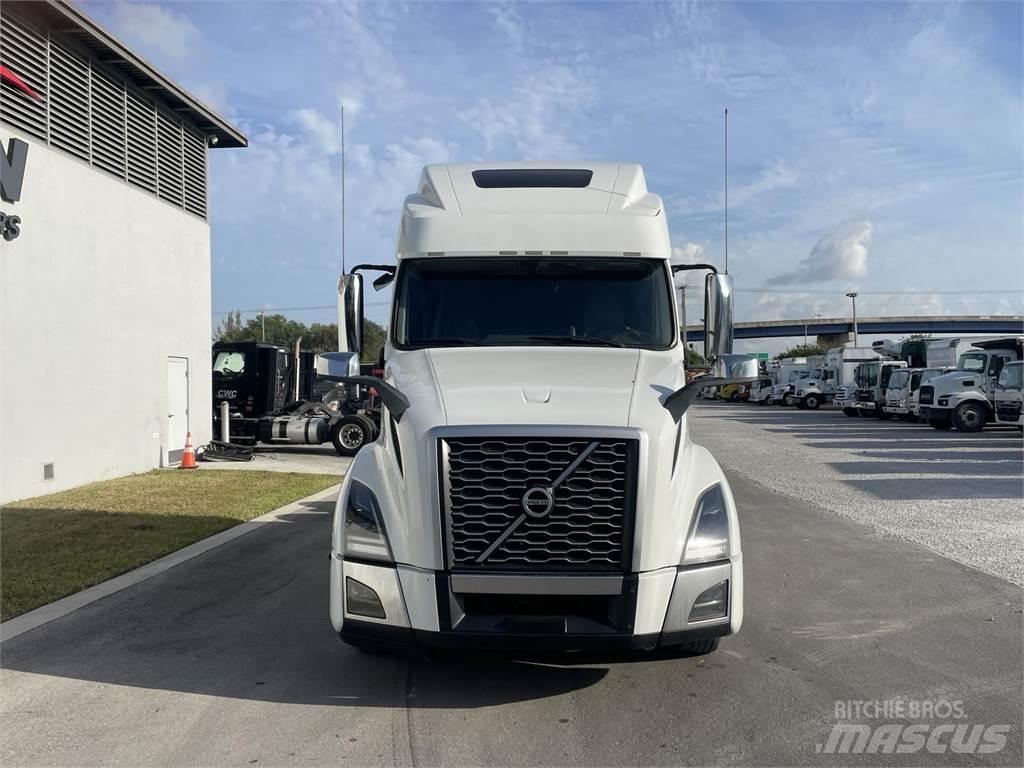 Volvo VNL64T860 Tracteur routier