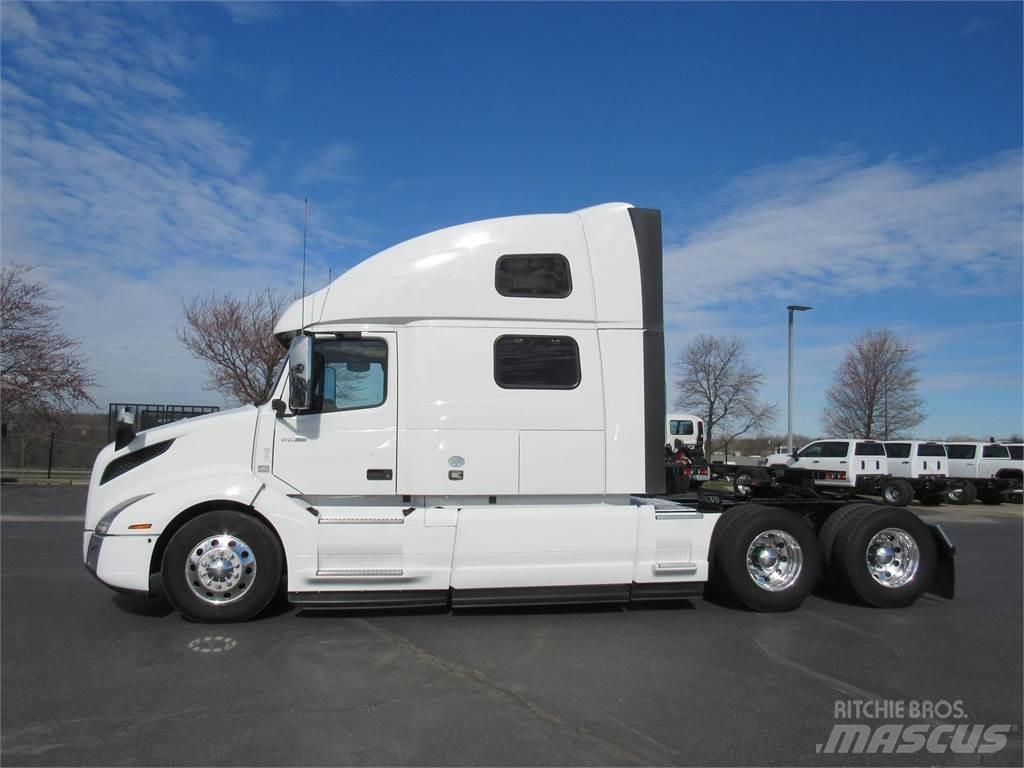 Volvo VNL64T860 Tracteur routier