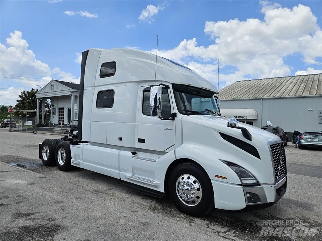 Volvo VNL64T860 Tracteur routier
