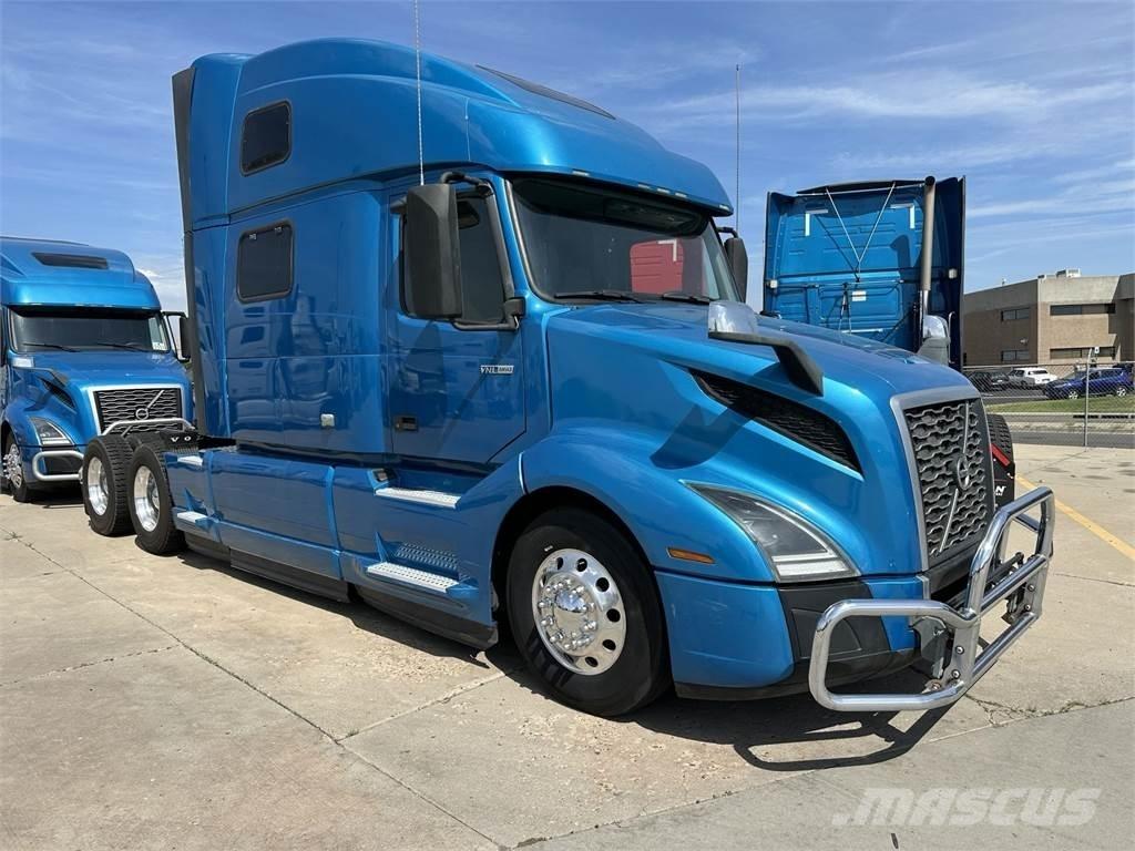 Volvo VNL64T860 Tracteur routier